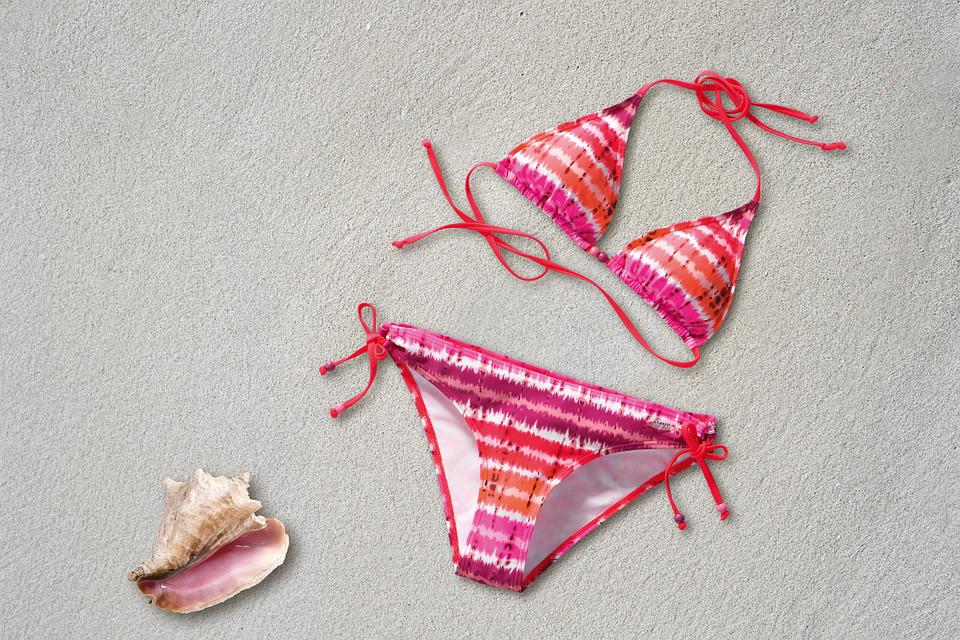 What to Look for When Buying a Swimwear